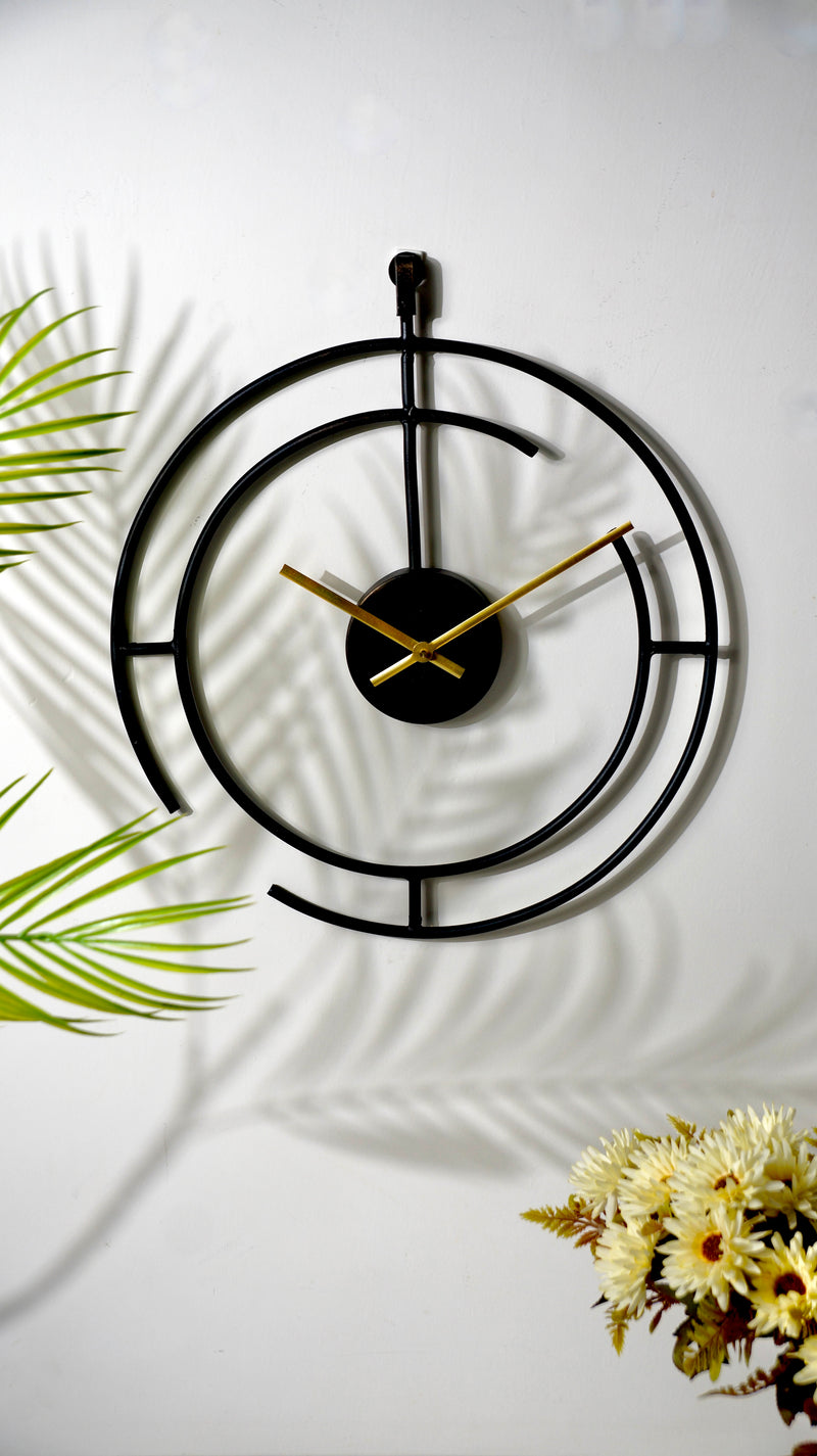 DOUBLE CUT WALL CLOCK