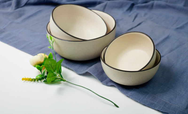 SOLID WHITE BOWL (SET OF 4)