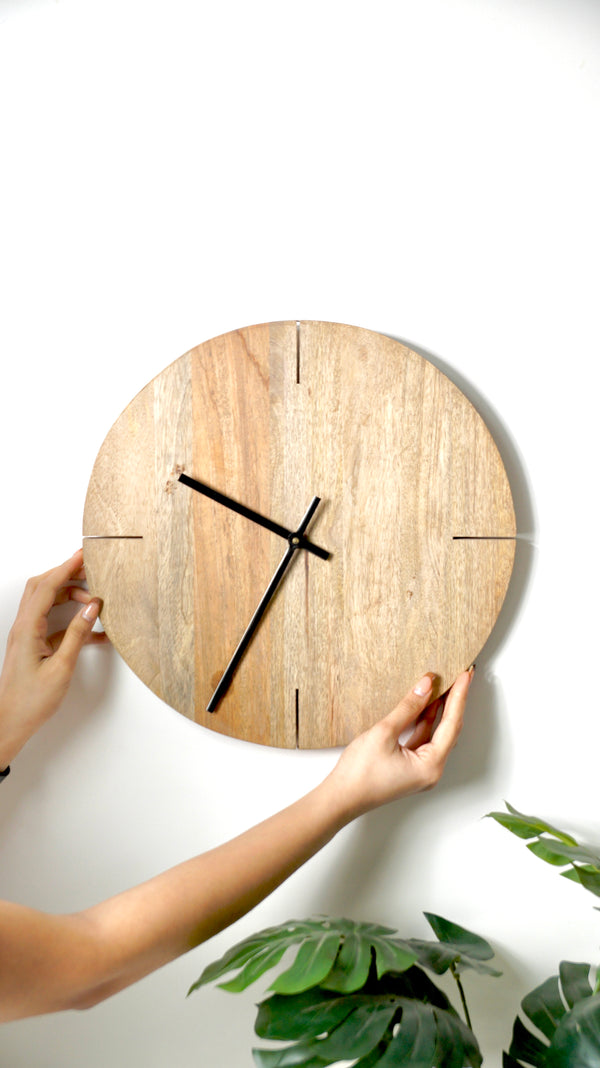 WOODEN WALL CLOCK